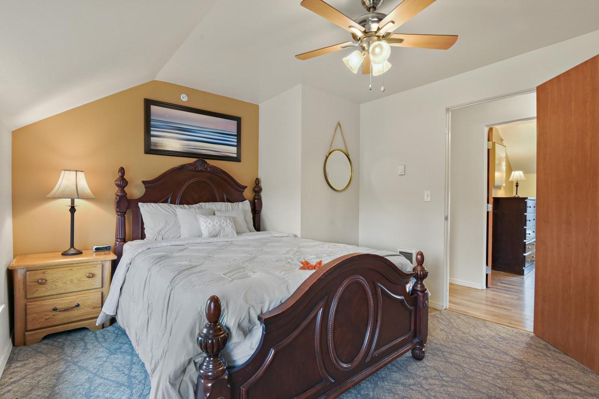 Maple Leaf Manor Suites スポーケン エクステリア 写真